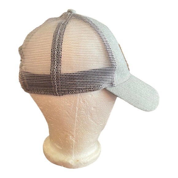 YETI‎ BUILT FOR THE WILD Trucker Hat Patch Fish Gray Snapback - Picture 3 of 4